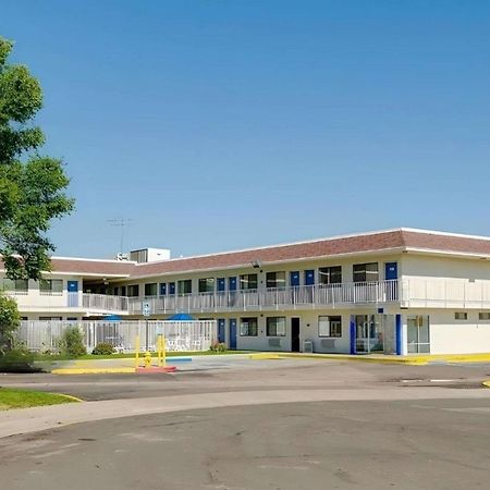 Park Inn By Radisson, Thornton Esterno foto