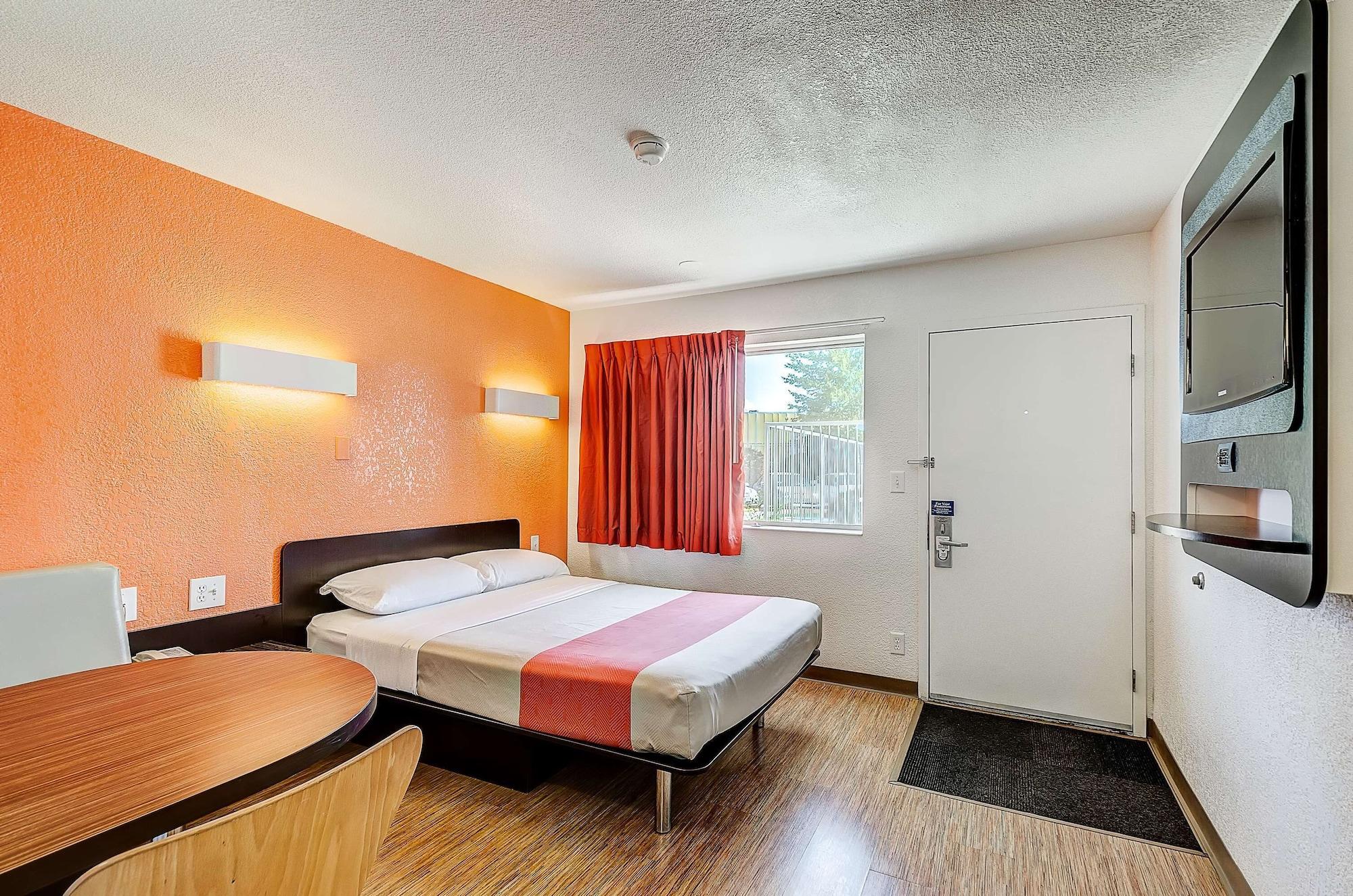 Park Inn By Radisson, Thornton Esterno foto